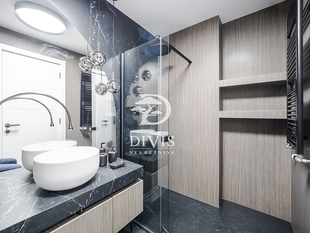 Slika 8 - Bulevar Heroja sa Košara, Trosoban stan na prodaju, 72m2, 379.900€